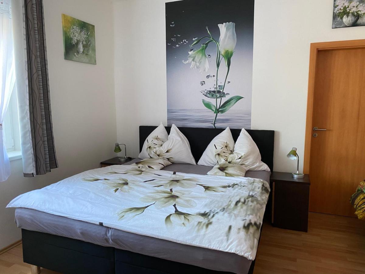 Apartman C.8 Magnolie Trebon Exterior photo